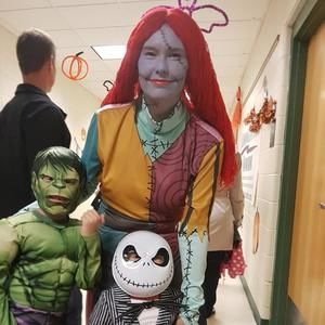 Meet your Posher, Raquel